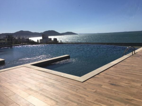 apartamento design com piscina e vista espetacular
